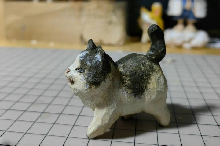Carving Wooden Gifts for Beginners: Cute Cat Figurine