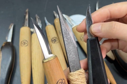 How Much Does the Knife Matter in Carving Wooden Gifts?