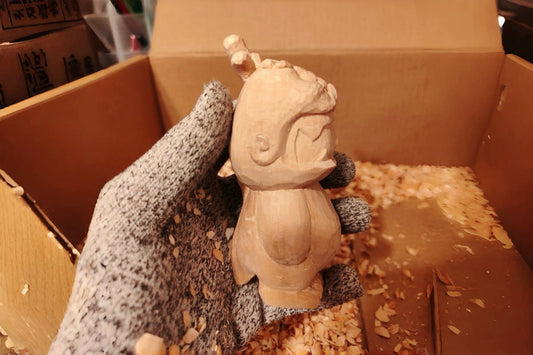 Making Unique Wooden Gifts: A Step-by-Step Guide to Carving a Dragon Head Child Figurine