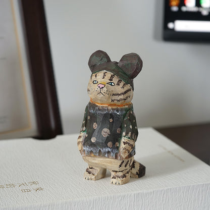 Black Hat Cat vintage cat figurine, hand-carved wooden sculpture
