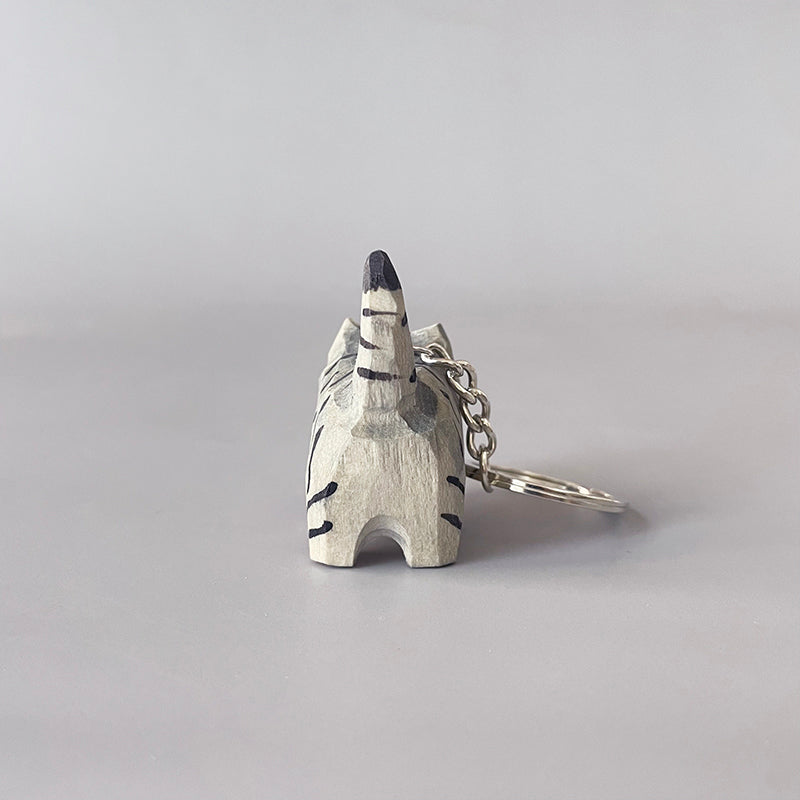 Back view of black stripe gray cat keychain with detailed stripes.