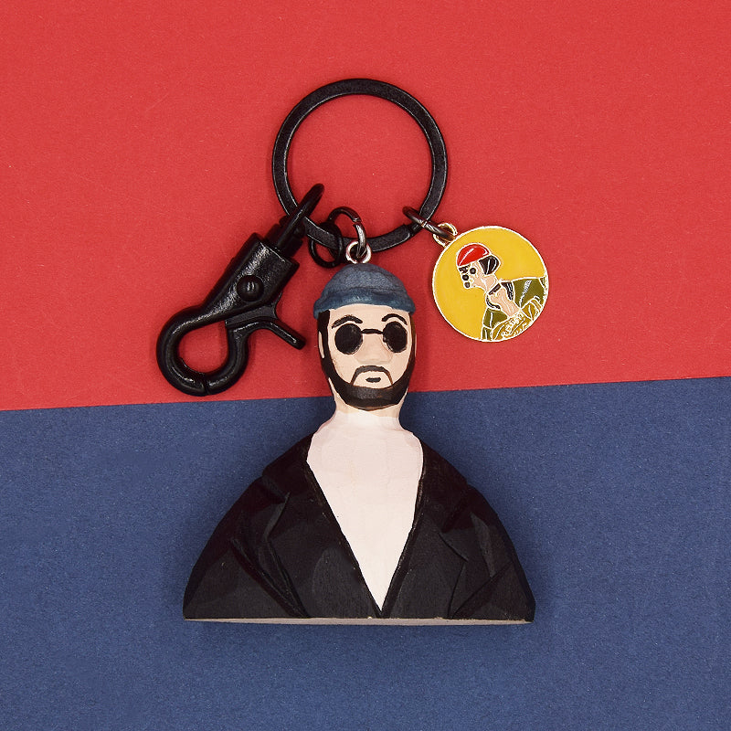 Léon movie wooden keychain metal ring